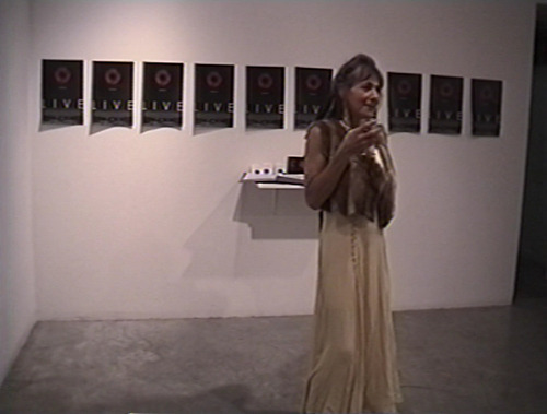 Download the full-sized image of Aiyyana Maracle - Grunt Gallery Presentation (2005) [part 02 of 02]