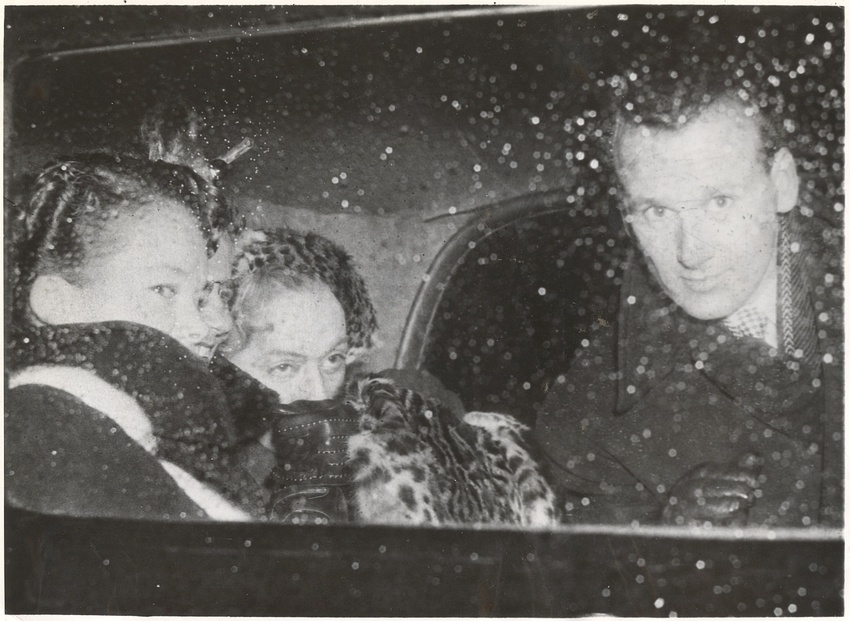 Download the full-sized image of Christine Jorgensen in Car with Others