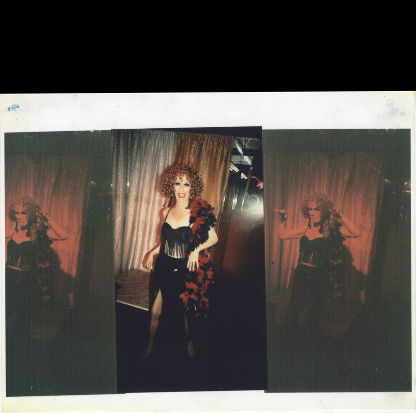 Download the full-sized image of Photo of Unknown Queen with Black and Red Boa
